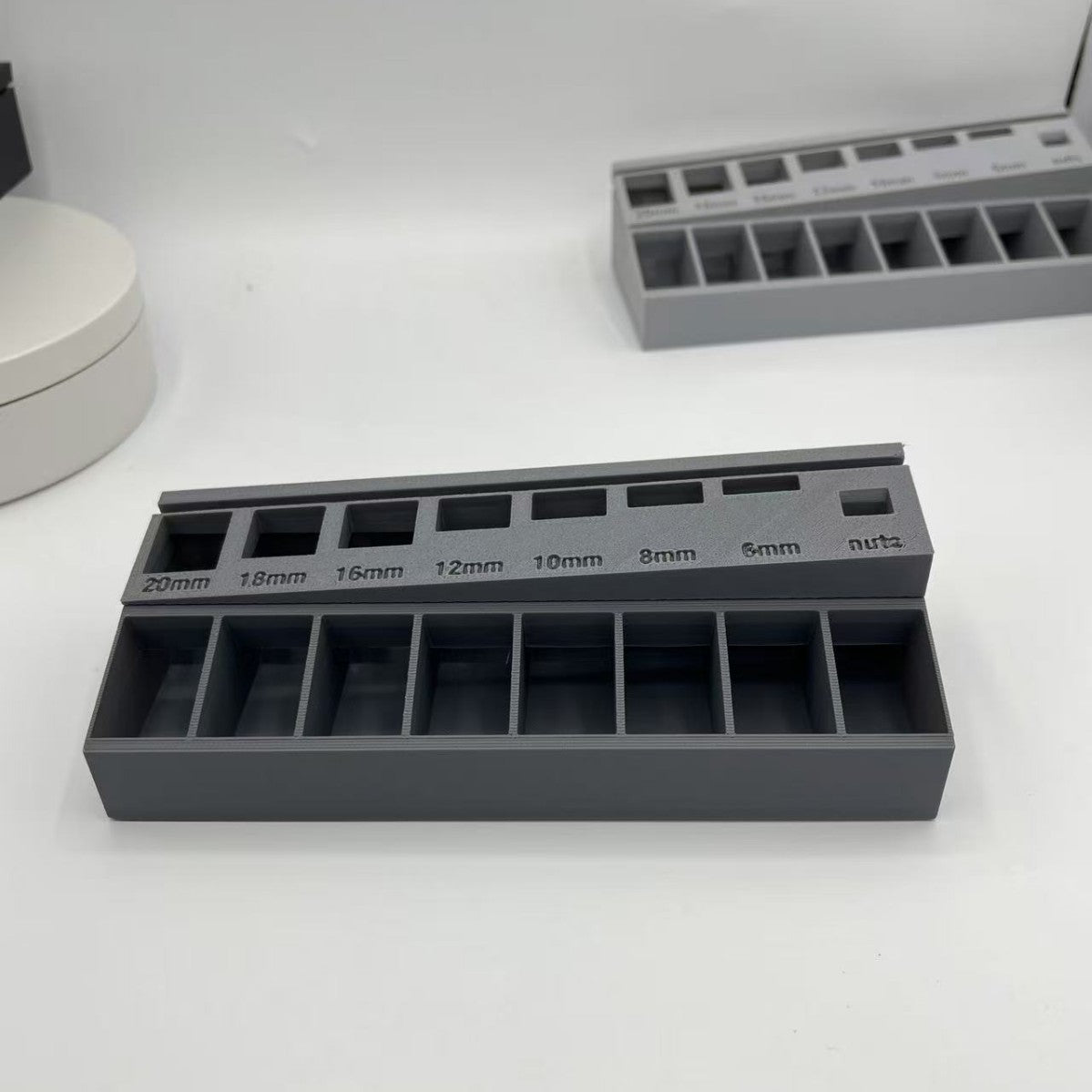 M3 Screw Organizer – Precision Bolt Sorter Tray with 7 Measuring Slots