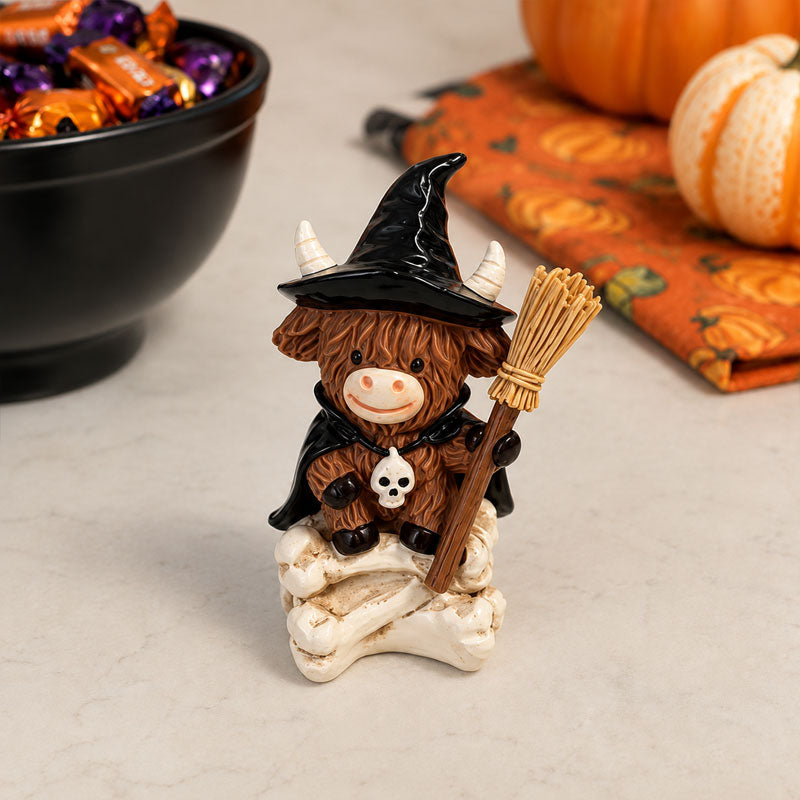 🎃🐮Halloween Highland Cow Witch Ornament