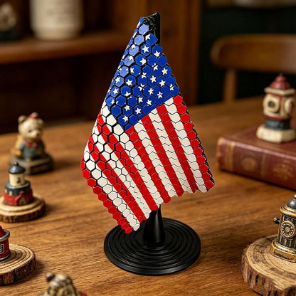 🇺🇸 Flag Chain Mail Patriotic Desk Decor