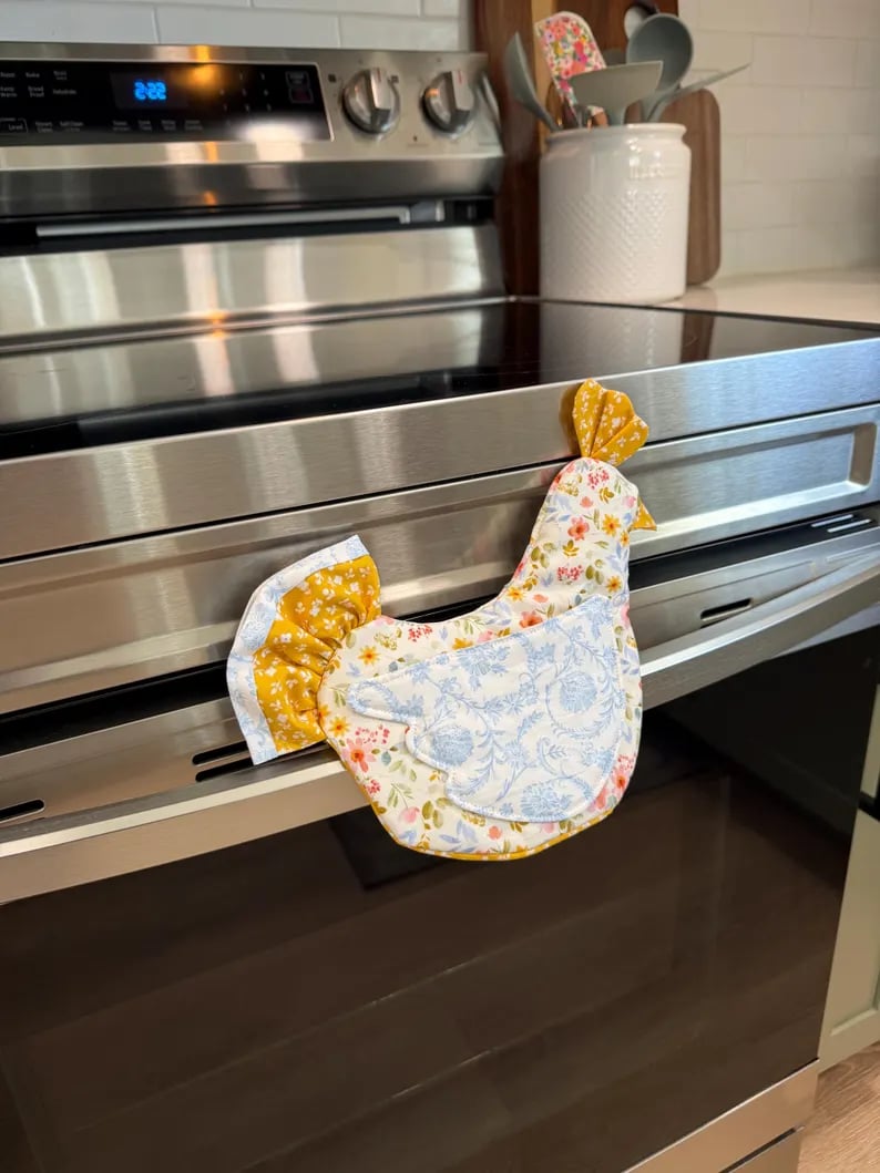 🐔 Handmade Chicken Oven Mitt & Pot Holder – Quilted Hen Hot Pad, Insulated & Heat Resistant, Farmhouse Kitchen Decor 🏡