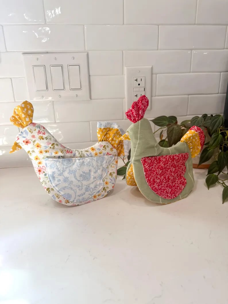 🐔 Handmade Chicken Oven Mitt & Pot Holder – Quilted Hen Hot Pad, Insulated & Heat Resistant, Farmhouse Kitchen Decor 🏡