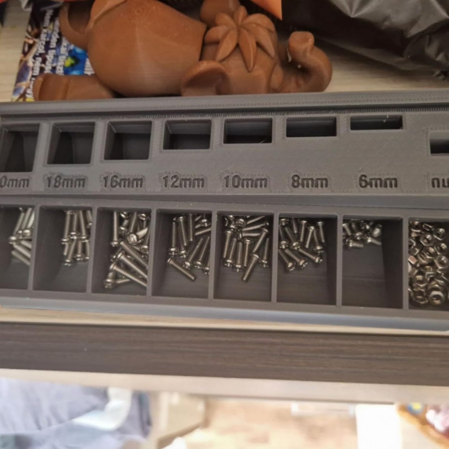 M3 Screw Organizer – Precision Bolt Sorter Tray with 7 Measuring Slots