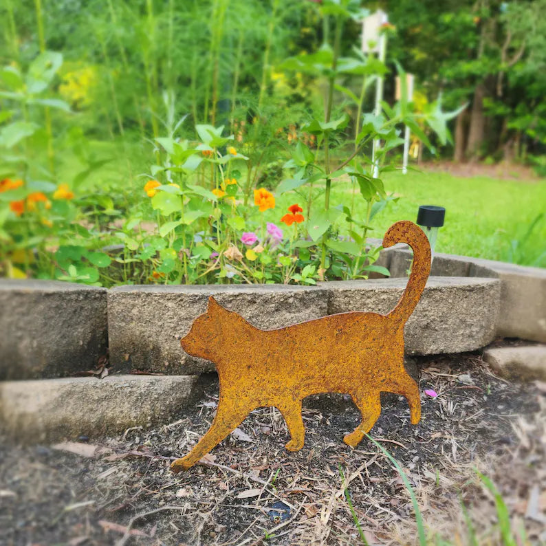 Handmade Metal Garden Art - Rusted Garden Decor
